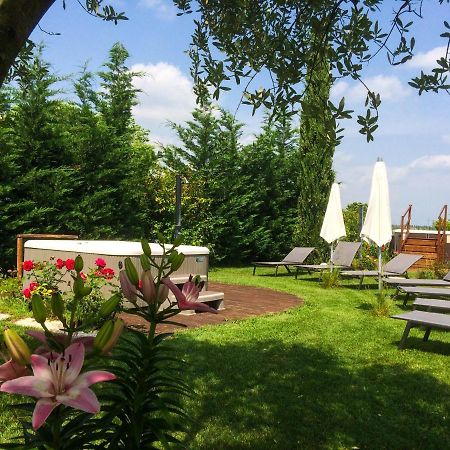 Agriturismo Al Tralcio Valeggio sul Mincio Exterior photo